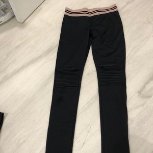 Olympia black leggings size Small